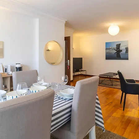 Charmy Rodrigues Lobo Ii By Unique Hosts Apartamento Oporto
